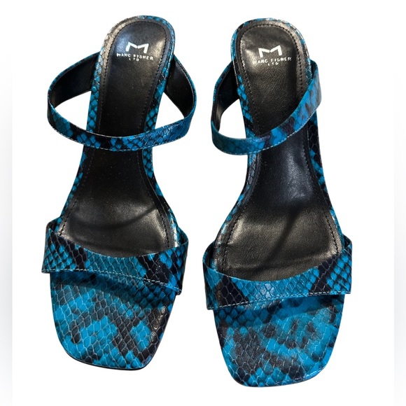 Marc Fisher Women’s Snake Print Blue Kitten Heels Sandals Shoes Sz 7M - Picture 5 of 8